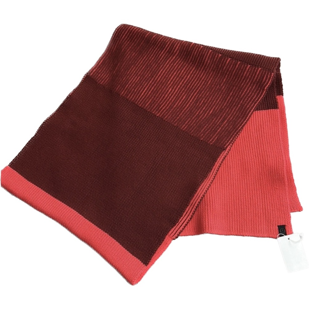 NWT Lululemon Texture Play Scarf~Savannah / Watermelon Red - Picture 4 of 7